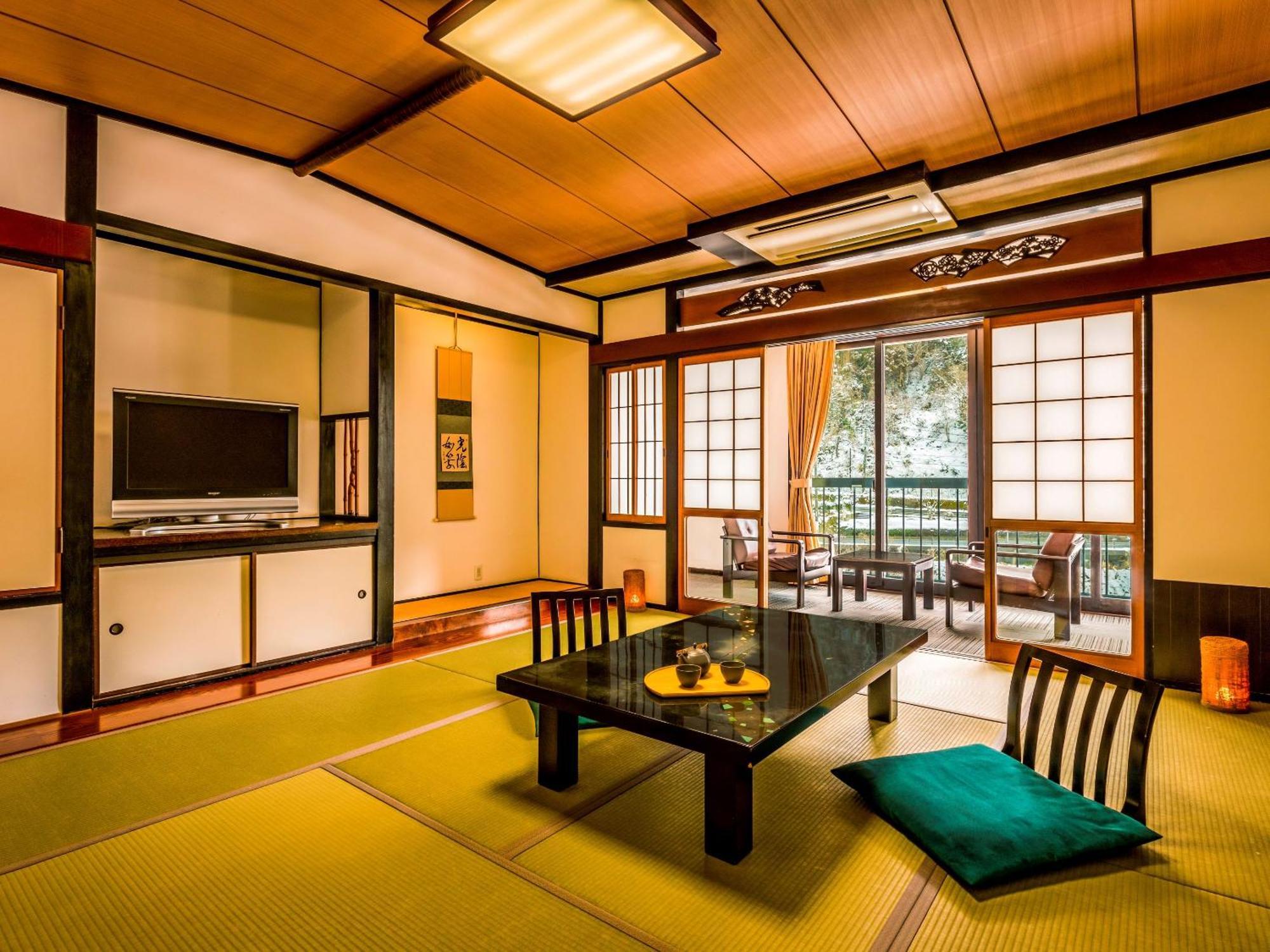 Ooedo Onsen Monogatari Terunoyu Hotel Maniwa ภายนอก รูปภาพ